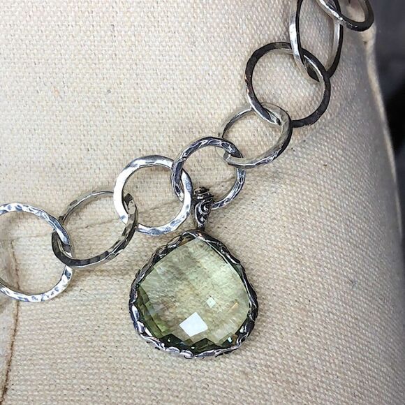 LOIS HILL Sterling Silver Faceted Green Amethyst Hammered Open Link Necklace - Picture 13 of 17